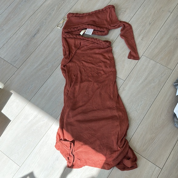 Bronx and Banco x Revolve Dalia one shoulder knit dress in rust - Picture 2 of 5